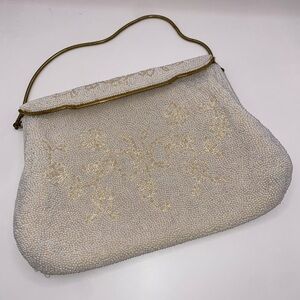 Walborg Antique White and Gold Floral Beaded Clutch